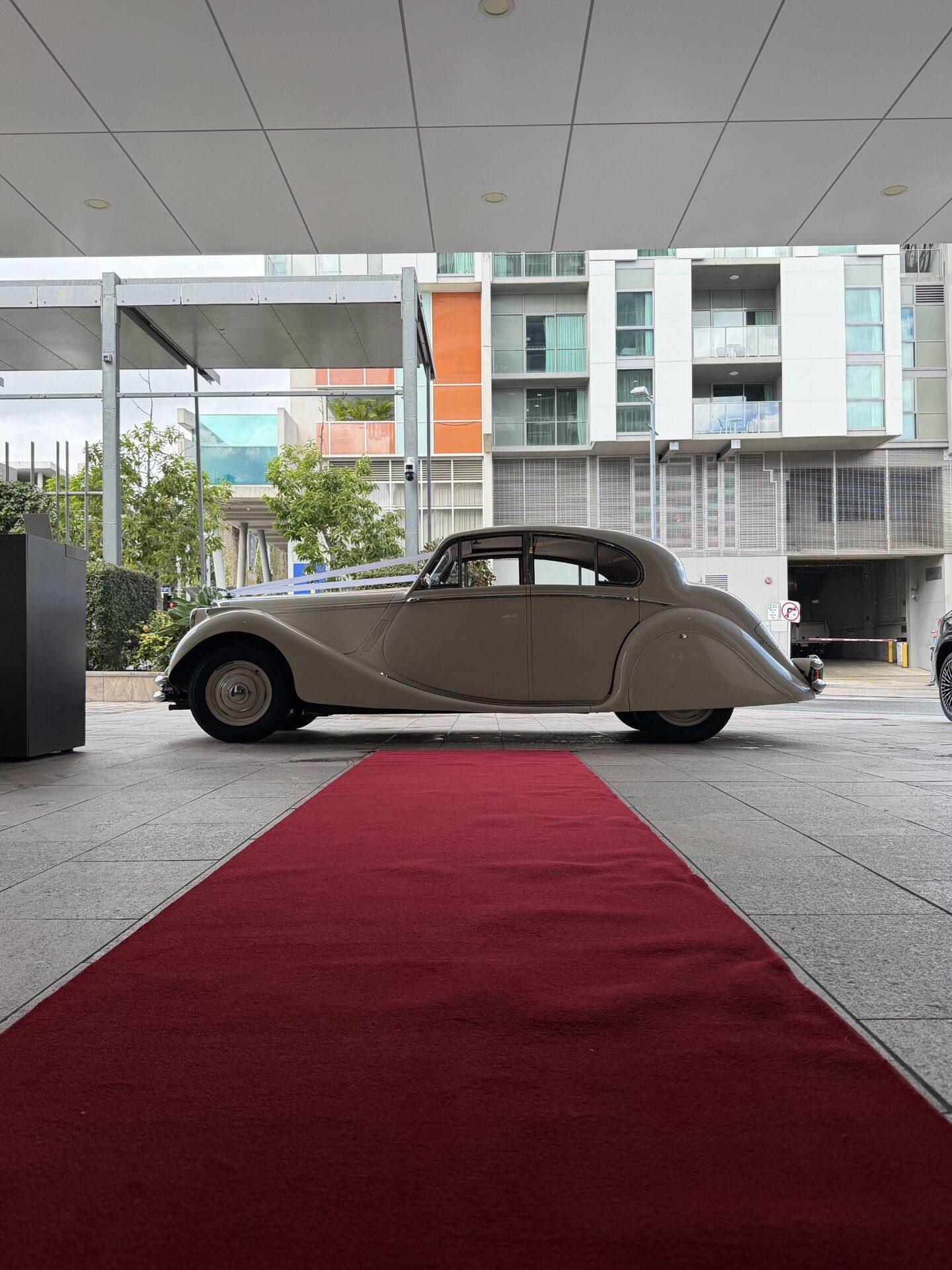 The Duchess chauffeur-driven classic wedding car Brisbane