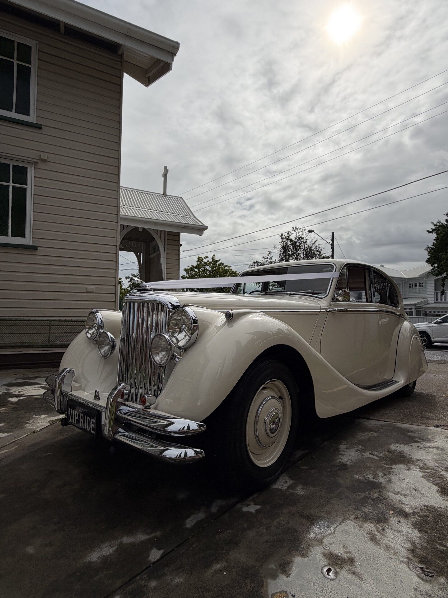 Luxury classic car hire Brisbane with The Duchess